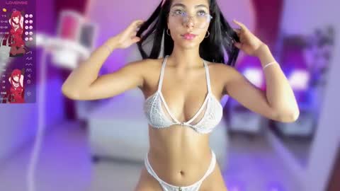 Laura MartinGMT-5 2200-0600 online show from March 1, 12:50 am