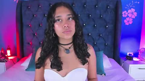 Laura online show from July 7, 1:03 pm