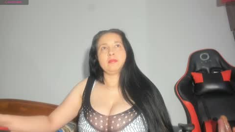 laureen777 online show from April 3, 3:59 am