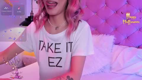 Lauren evans9 online show from October 18, 4:04 am