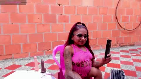 Lauren online show from May 16, 6:29 pm