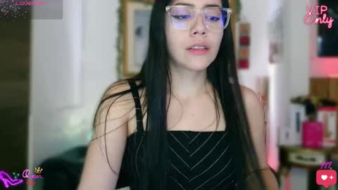 Lauren online show from May 8, 11:57 am