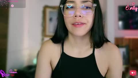 Lauren online show from April 6, 3:13 pm