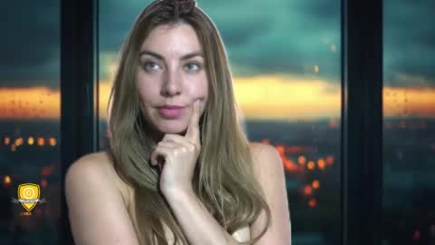 Lauren Abril online show from May 28, 6:28 pm