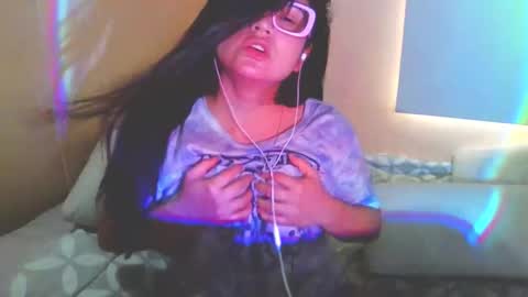 onlyfan laureng7 - 7 laureng2 online show from February 17, 1:21 pm