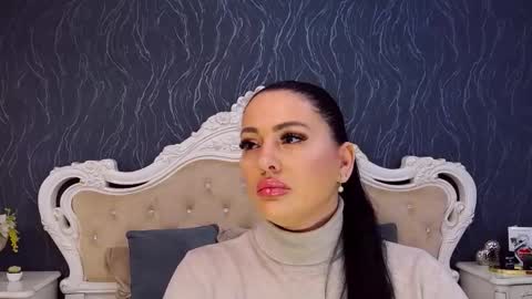 Laura online show from October 16, 11:13 am