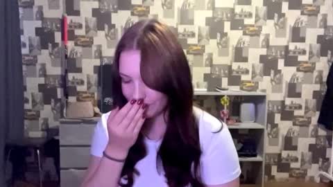 Hannah online show from September 20, 4:49 pm