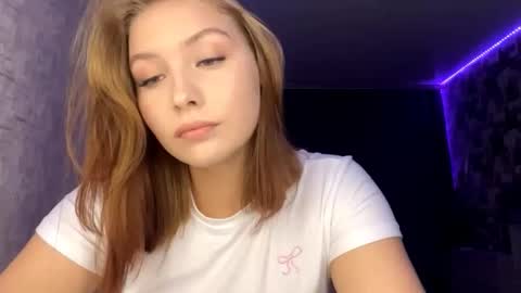 Hannah online show from October 16, 5:04 pm