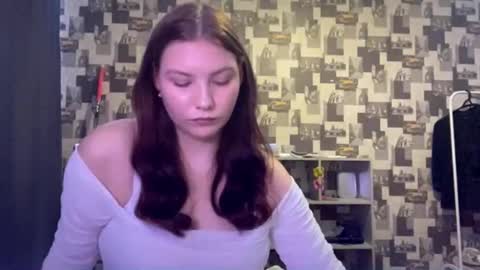 Hannah online show from September 23, 4:16 pm