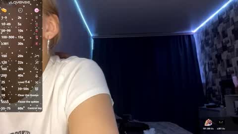 Hannah online show from November 6, 5:30 pm