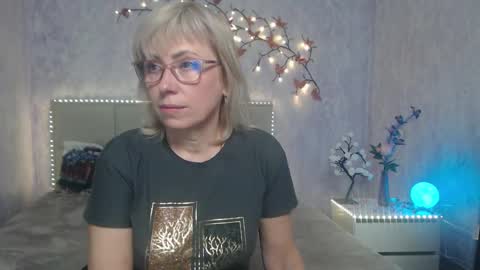 Lauren online show from March 13, 12:17 pm