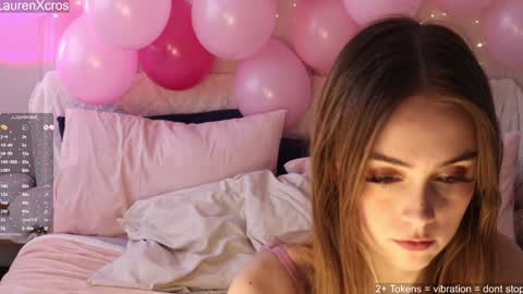 Lauren online show from January 14, 7:43 pm