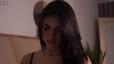 Snapshot of laurita_4 chatting on September 23, 7:34 pm laurita_4 online show from September 23, 7:34 pm