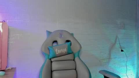 Lau online show from May 9, 8:27 am