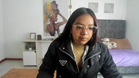 lauu7 online show from June 17, 12:17 pm