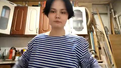 Mary online show from October 4, 8:02 pm