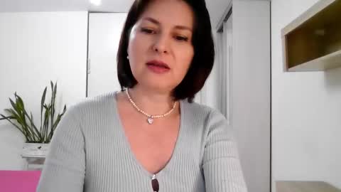 Diana  online show from November 6, 6:14 pm