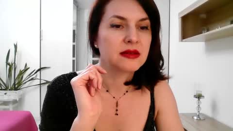 Diana  online show from May 6, 6:34 pm