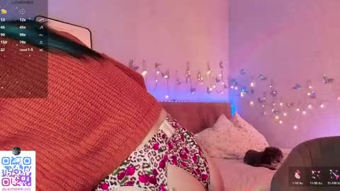 Melissa online show from May 4, 6:12 pm