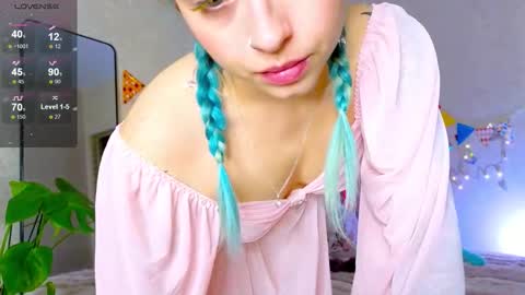 Melissa online show from November 18, 1:12 pm