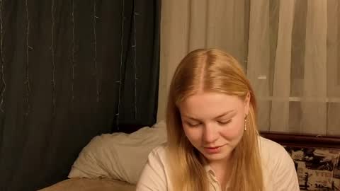 Hi Im Leila online show from May 22, 9:13 pm