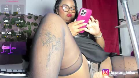 lawrenhills online show from October 7, 1:43 am