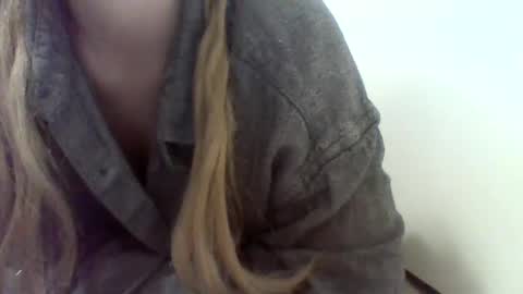 Snapshot of layannalea chatting on September 27, 5:58 am layannalea online show from September 27, 5:58 am