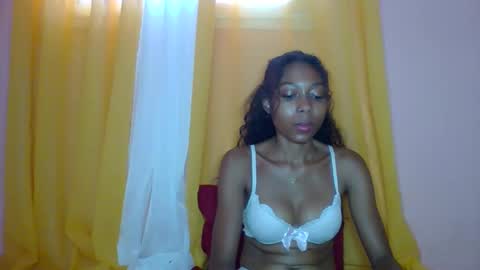layannek online show from May 9, 6:26 am
