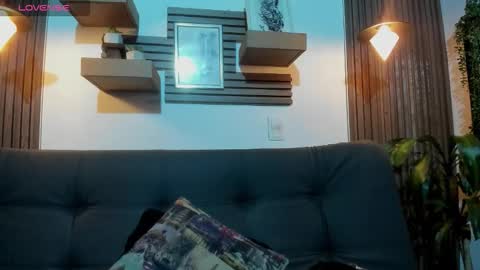 Layla online show from October 14, 12:13 am