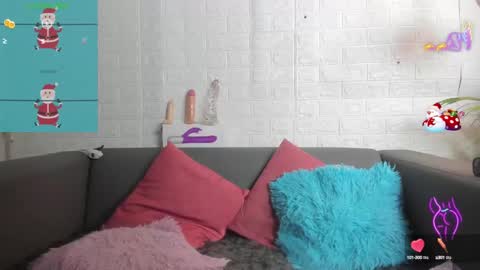 Layla online show from December 28, 1:39 am