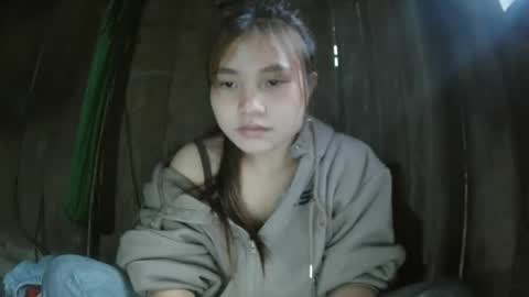 layla_999 online show from April 29, 11:13 am