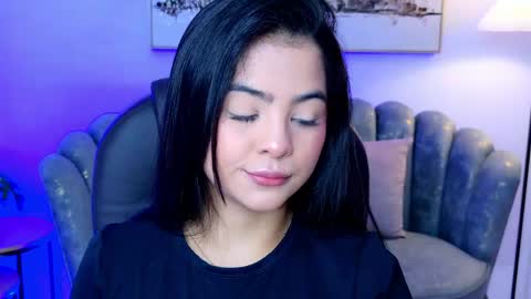 Layla Breezee online show from May 21, 11:41 am