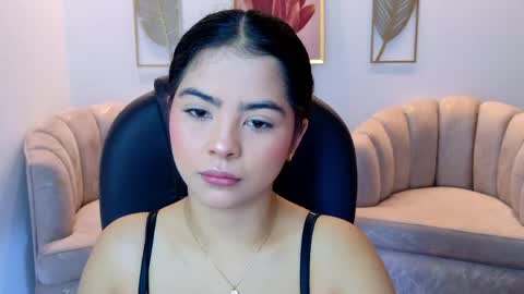 Layla Breezee online show from May 19, 11:39 am