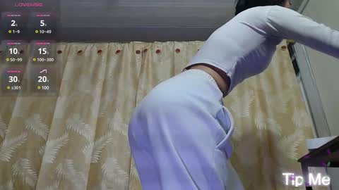 laylafoxy_tay online show from February 23, 3:18 am
