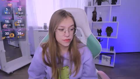 layriantavee online show from March 26, 7:54 am