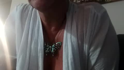 lcaliente online show from October 5, 3:17 pm