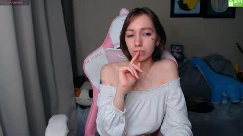 Leah  Gotty online show from February 22, 6:06 am