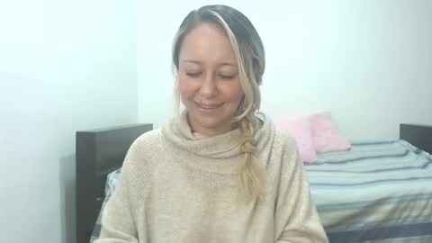 leah_susman online show from October 16, 2:25 am