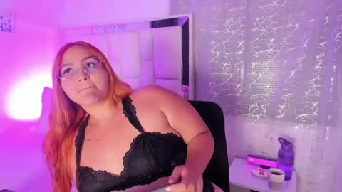 Leah  online show from November 4, 2:16 am