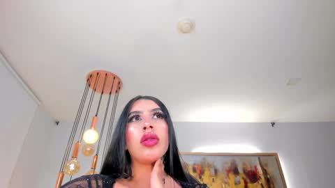 leahlombardi_ online show from March 1, 4:23 am