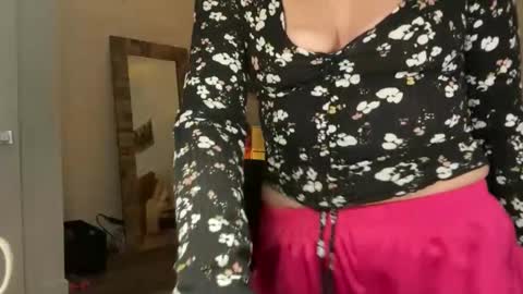 Leah Sparkles online show from January 11, 7:13 am