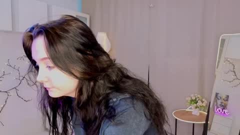 Jane online show from March 30, 6:35 am