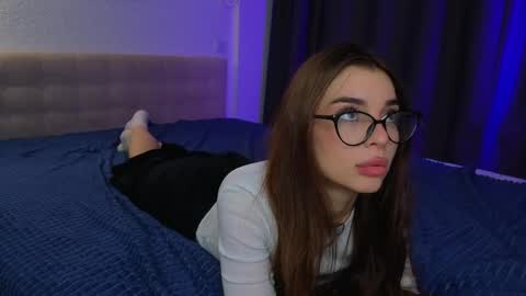 Sophie online show from May 20, 2:30 am