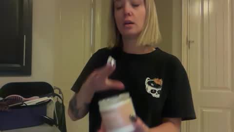 leanneluxecouple online show from January 13, 11:25 am