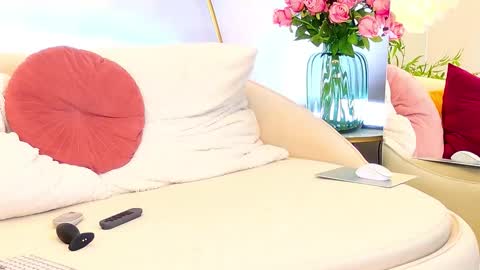 ledy mary online show from March 30, 8:30 pm