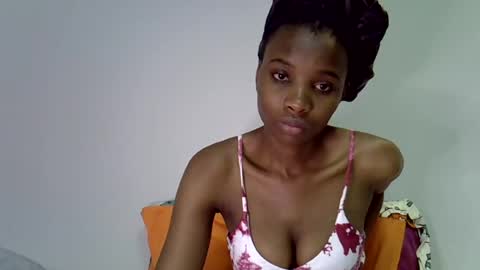 lee baby online show from May 10, 2:46 am