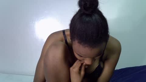 lee baby online show from June 23, 4:27 pm