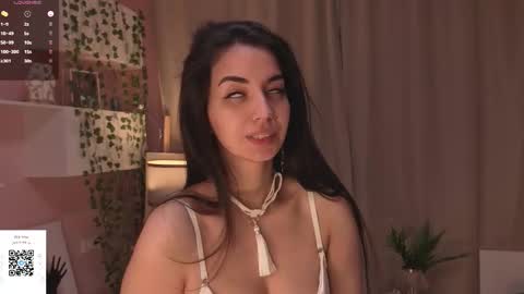 Jasmine online show from March 13, 7:26 pm