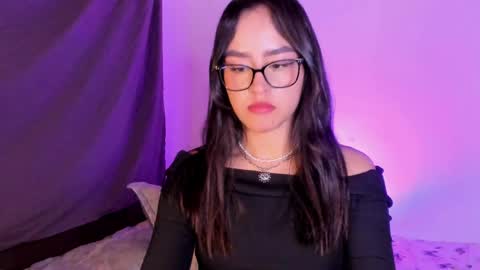leejhonsonnn online show from December 7, 11:34 pm