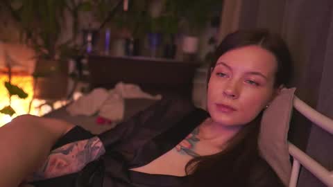 leekta online show from March 6, 8:59 pm